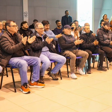 Vecinos de Chacra VIII destacaron el inicio de una obra esperada por más de una decada