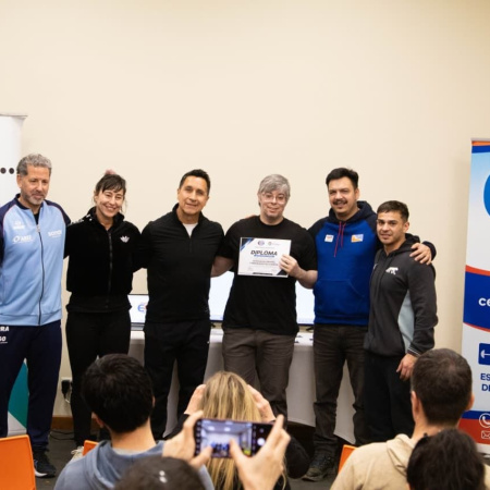 Se entregaron los certificados parra preparadores físicos y personal trainer
