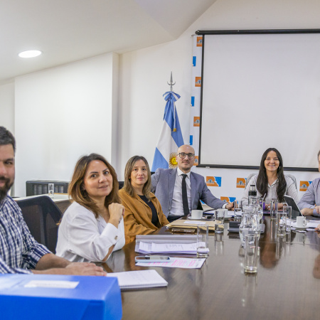 Defensoría de la Niñez: 16 postulantes realizaron el examen y avanzan a la audiencia pública