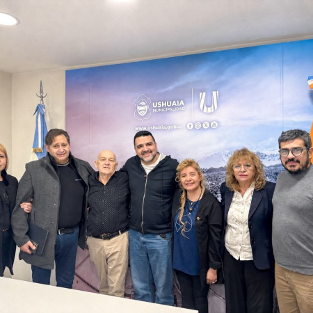 Vuoto recibió a pastores que organizan un encuentro de fe en el "Cochocho" Vargas