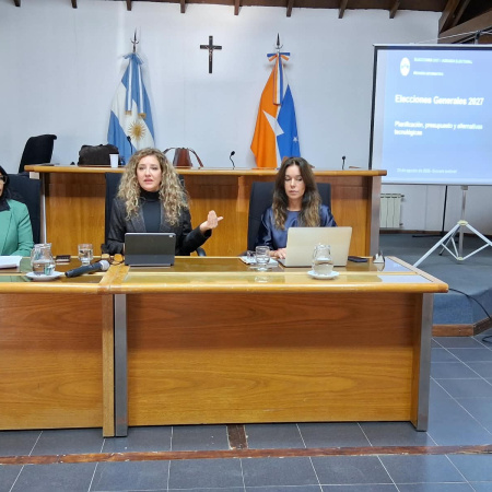 El Juzgado Electoral presentó a los partidos una alternativa tecnológica para las elecciones 2027