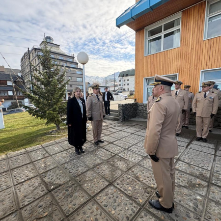 La ministra de Seguridad Monteoliva visitó la Prefectura Ushuaia