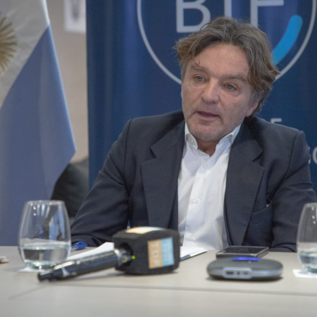 Cosentino explicó los alcances del alivio y desendeudamiento del BTF