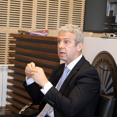 Ministro del STJ: Löffler reclamó un rol más activo de los fiscales y advirtió diferencia entre distritos