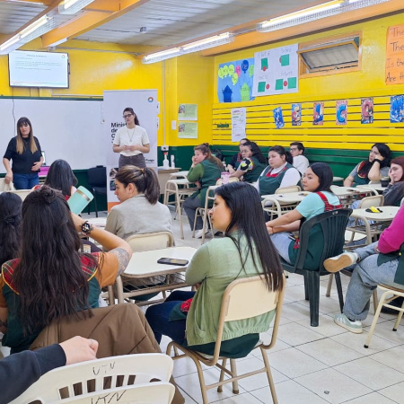 Gobierno continúa capacitando sobre abordaje de violencia de género en el ambito educativo