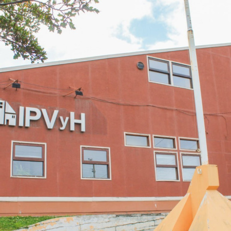 El IPVyH reactiva la construcción de 12 viviendas en Ushuaia