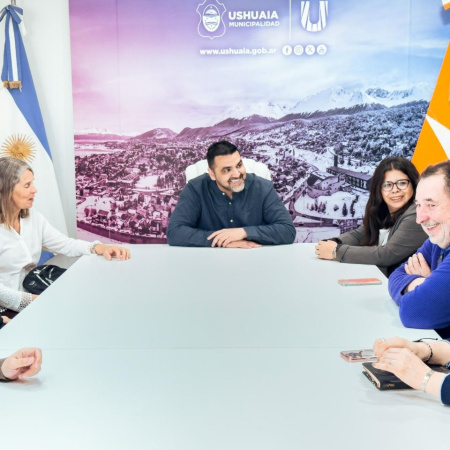 Vuoto recibió a referentes del sector avícola para analizar la producción