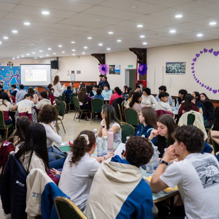 Un centenar de estudiantes fueguinos culminaron el desafío productivo y financiero