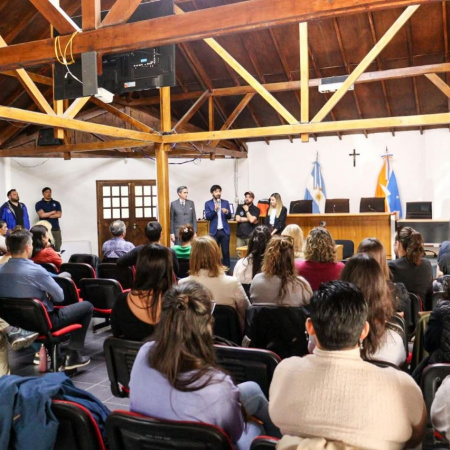 Defensa Civil brindó capacitación sobre prevención sísmica judiciales