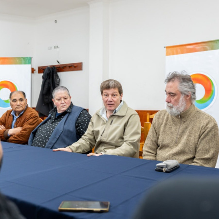 Melella se reunió con taxistas y remiseros de Río Grande