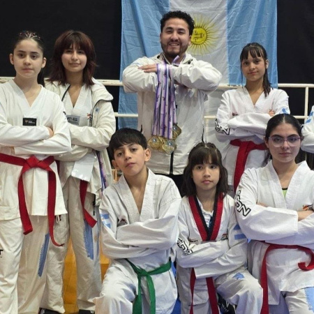 El Taekwondo sumó siete medallas para Tolhuin